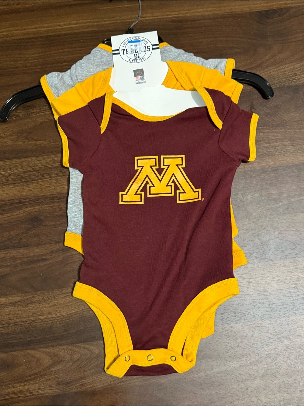 New university of Minnesota onesie set